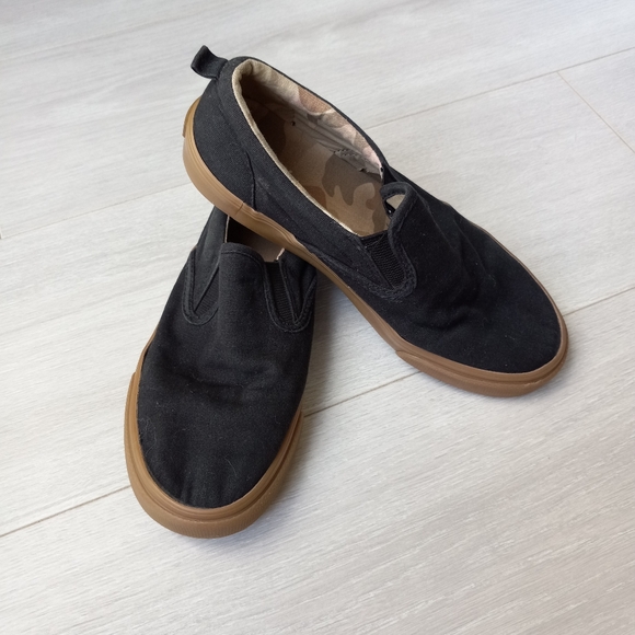 Old Navy Other - Old Navy 1994 Collection Canvas Slip-on Sneakers, Youth Sz 3